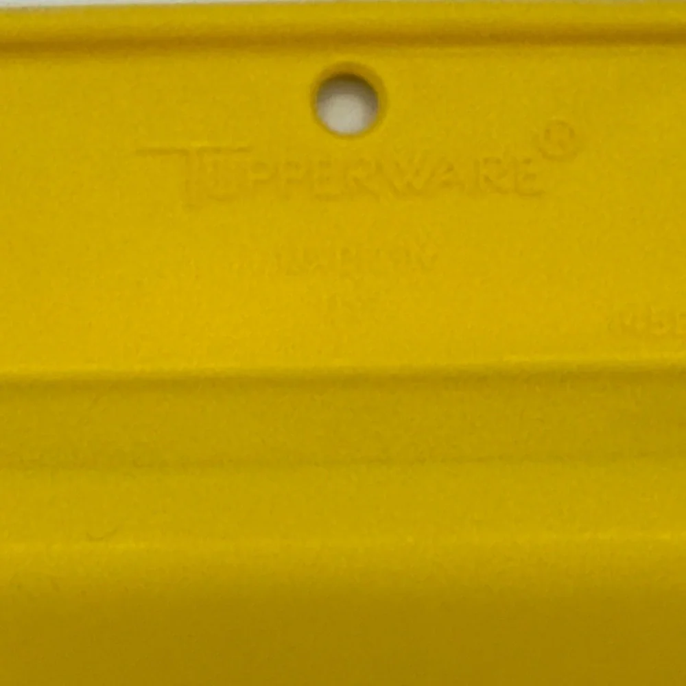 Vintage Tupperware Yellow Scoop Measuring Utility Scoop Hanging Handle Retro